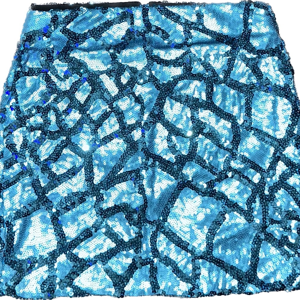 Dresses and other drugs size small sequin miniskirt